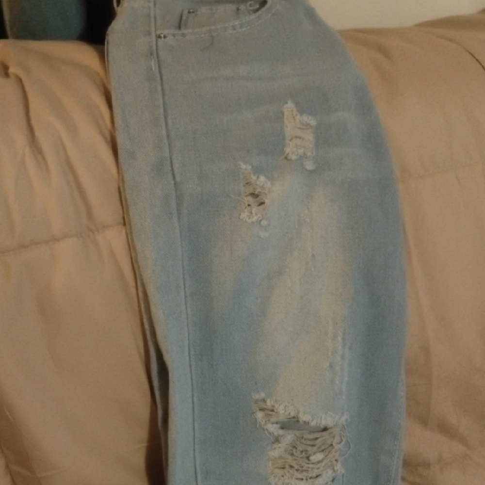 Light Blue Distressed Women's Jeans